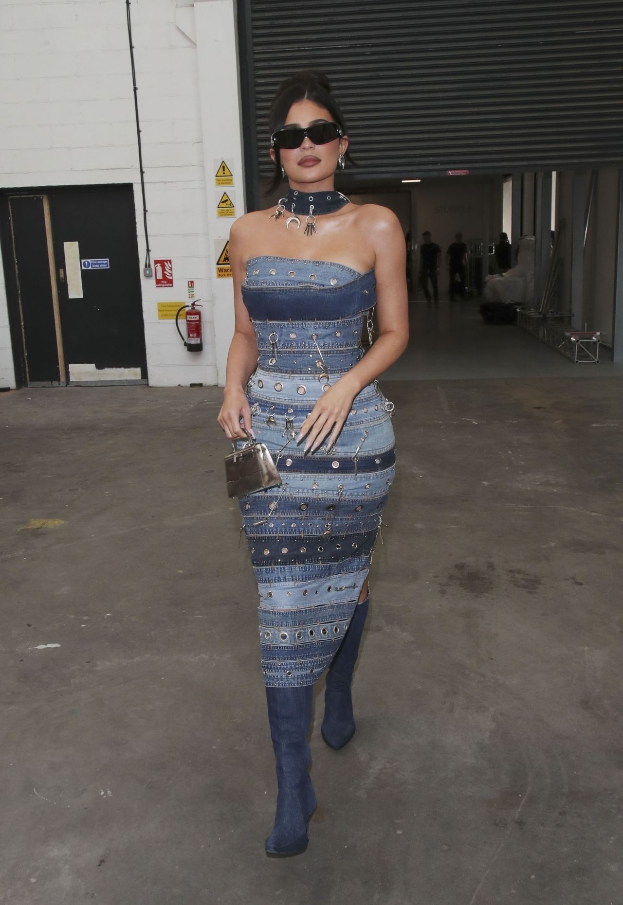 Kylie Jenner Style 08/05/2022 • CelebMafia