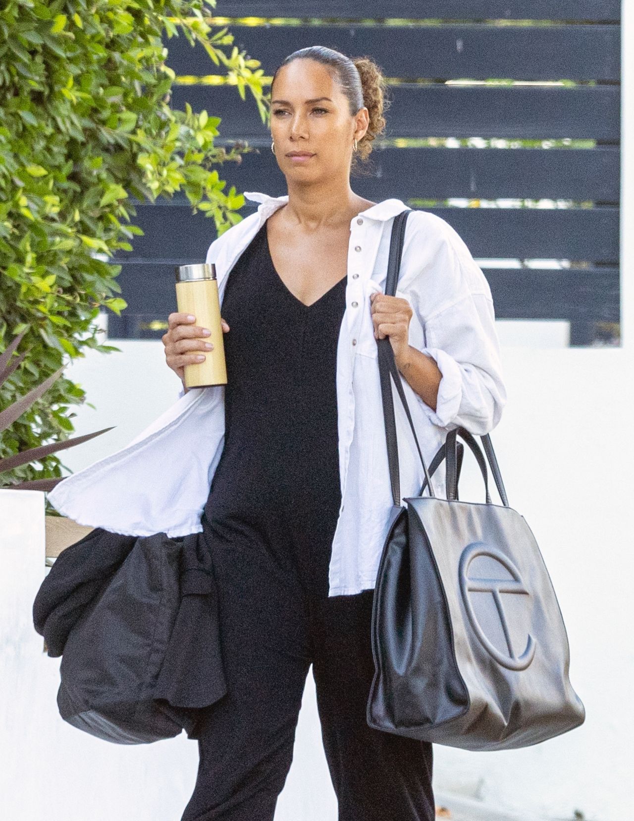 Leona Lewis - Out in Los Angeles 08/24/2022 • CelebMafia