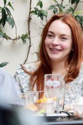 Lindsay Lohan - Make-Up-Free in London 08/28/2022