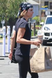 Lisa Rinna   Grocery Shopping at Erewhon Market in Studio City 08 26 2022   - 29