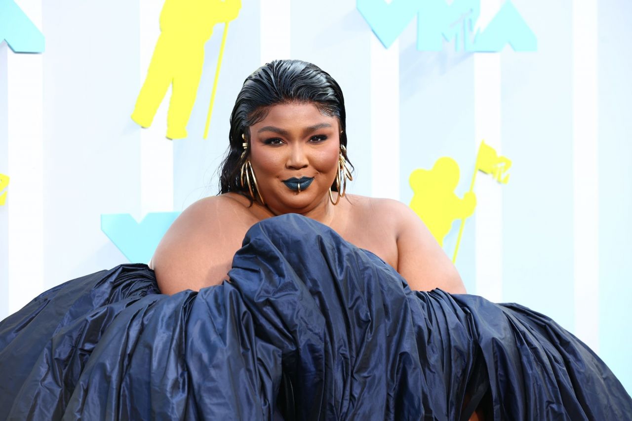 lizzo-2022-mtv-video-music-awards-celebmafia