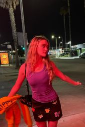 Lizzy Greene 08 16 2022   - 23