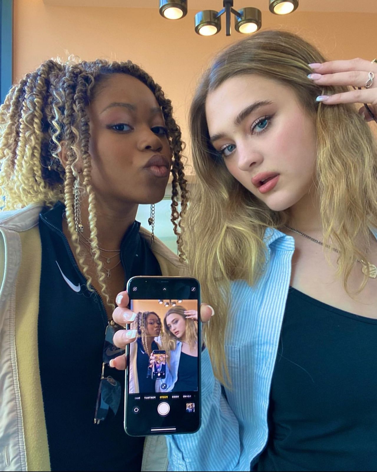 Lizzy Greene 08 16 2022 • Celebmafia