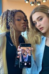 Lizzy Greene 08 16 2022   - 88