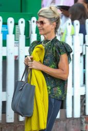 Lori Loughlin at The Ivy in Beverly Hills 08 17 2022   - 53