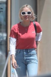 Melissa Cohen in Casual Outfit   Shopping in Malibu 08 07 2022   - 72