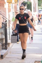 Olivia Ponton Street Style 08/16/2022