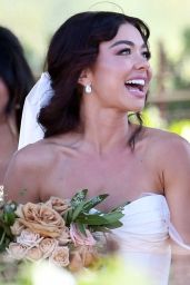 Sarah Hyland and Wells Adams - Getting Married in a California Wine Vineyard 08/20/2022