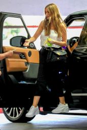 Sofia Vergara Wears White Strapless Top and Black Trousers 08 08 2022   - 28