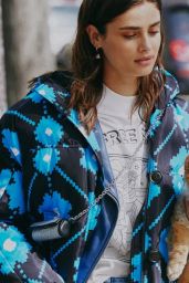 Taylor Hill   Maje Paris Fall 2022   - 73