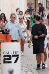 Thylane Blondeau - Shopping in Saint Tropez 08/17/2022