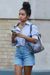 Yara Shahidi Make up Free in Manhattan s SoHo Area 08 13 2022   - 32