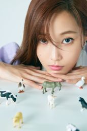 Yeonwoo - Photo Shoot for Singles Magazine Korea August 2022