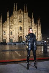 Alessandra Ambrosio - Moncler Fashion Show in Milan 09/24/2022