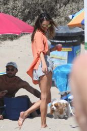 Alessandra Ambrosio on the Beach in Santa Monica 09 05 2022   - 3