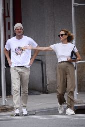 Amber Valletta - Out in New York 09/14/2022