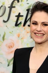 Anna Paquin "A Friend of the Family" Premiere in New York City 09/28/2022