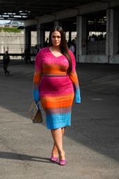 Ashley Graham - Arrives at the Etro Fashion Show in Milan 09/23/2022