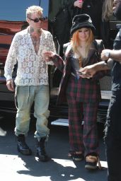 Avril Lavigne at El Compadre Restaurant in Hollywood 08/31/2022