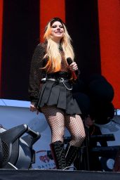 Avril Lavigne - Performs at 2022 iHeartRadio Music Festival in Las Vegas 09/24/2022