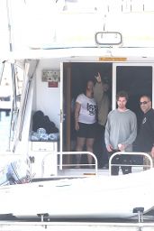 Billie Eilish on a Boat in Perth 09/28/2022