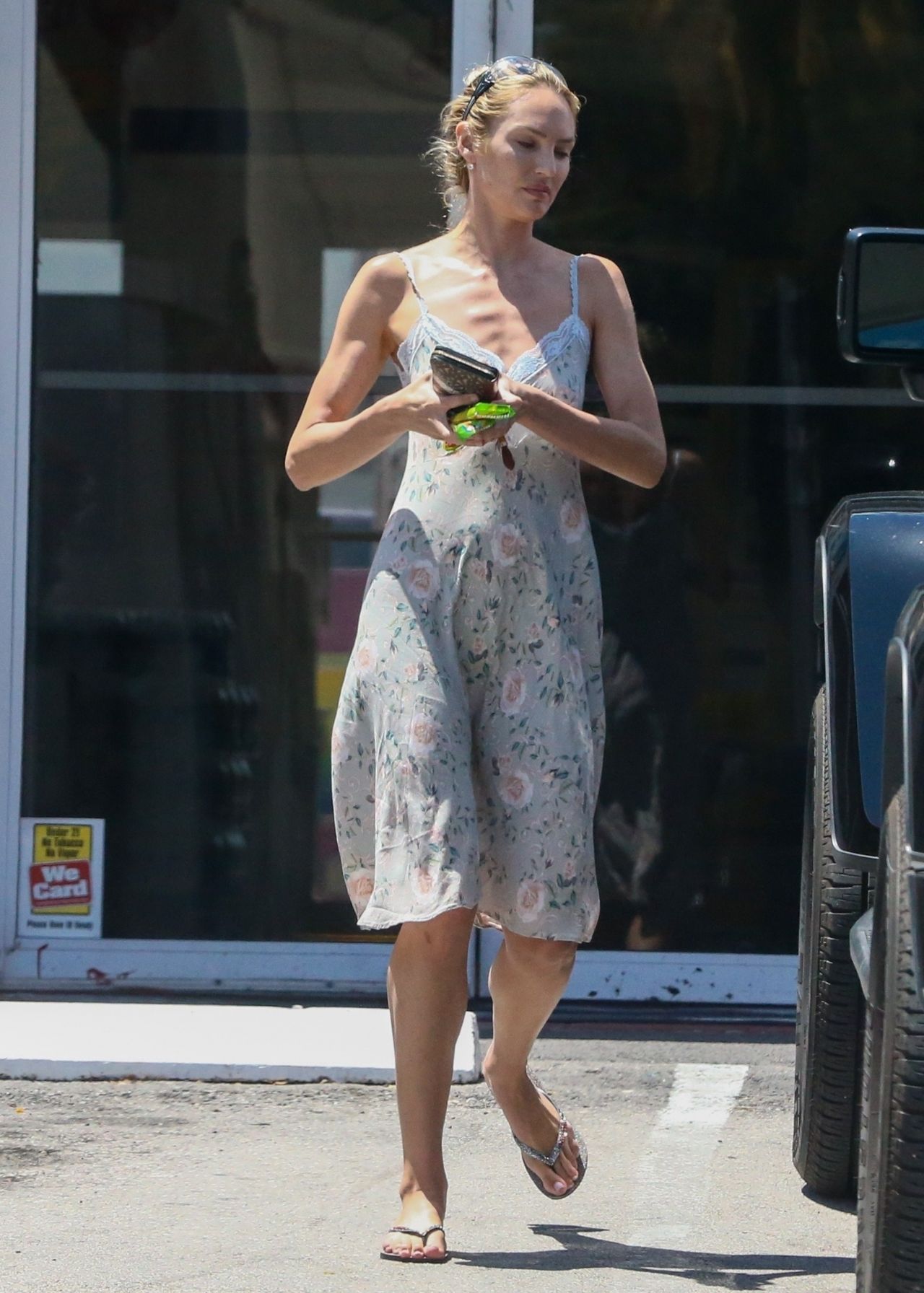 Candice Swanepoel at a Gas Station in Miami Beach 09/01/2022.