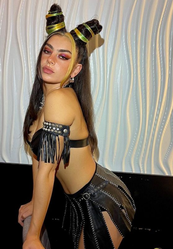 Charli XCX 09 29 2022   - 2