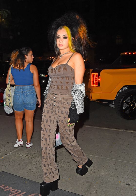 Charli XCX at The Bowery Hotel in New York City 09/10/2022 • CelebMafia