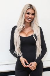 Chloe Sims at Dr Richard Marques Devonshire Place in London 09/23/2022