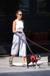 Christy Turlington - Out in New York 09/18/2022