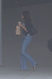 Cindy Crawford - Out in Santa Monica 09/06/2022