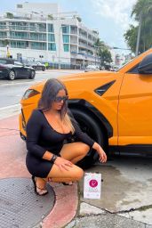 Claudia Romani   Out in Miami Beach 09 18 2022   - 75