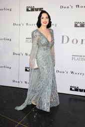 Dita Von Teese    Don t Worry Darling  Photo Call in NYC 09 19 2022   - 62