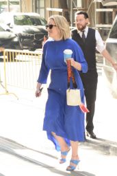 Elisabeth Moss - Arriving at The View in New York 09/20/2022