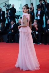 Gaia Gozzi    Bones And All  Red Carpet in Venice 09 02 2022   - 9