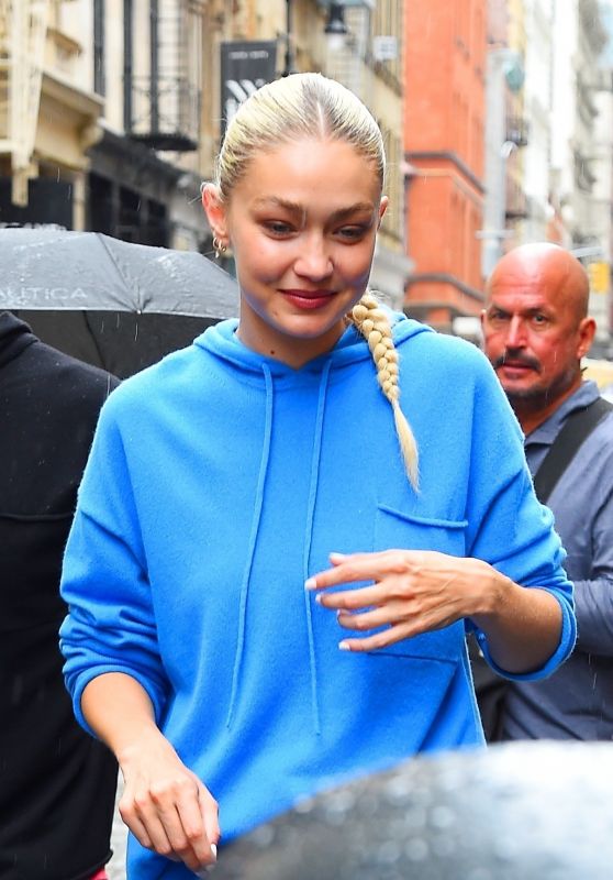 Gigi Hadid -  Out in New York 09/11/2022