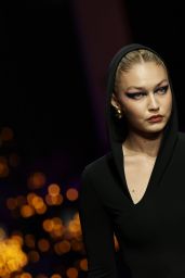 Gigi Hadid – Walks the Runway of the Versace Fashion Show in Milan 09/23/2022