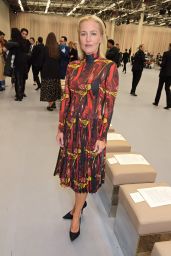 Gillian Anderson – Burberry Show in London 09/26/2022