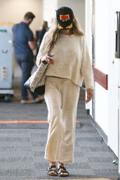 Heidi Klum in Sweats  Sandals and a Tiesta Racing Baseball Cap in Pasadena 09 14 2022   - 69