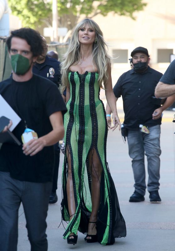 Heidi Klum - Out in Pasadena 09/14/2022