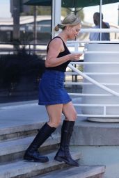 Hilary Duff - Out in Los Angeles 09/26/2022