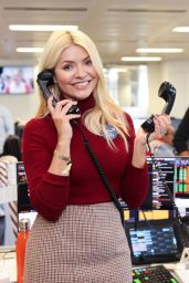 Holly Willoughby - BGC Partners Charity Day in London 09/29/2022