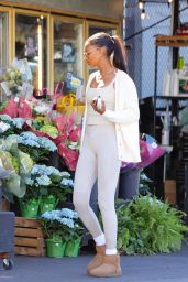 Jasmine Tookes - Out in Los Angeles 09/23/2022