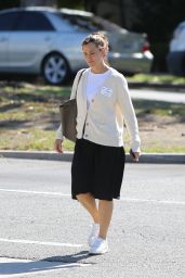 Jennifer Garner - Out in Brentwood 09/20/2022