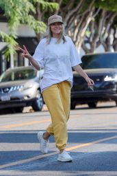 Jessica Hart at Le Jolie Medi Spa in Beverly Hills 09 006 2022   - 30