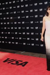 Jessica Henwick    Glass Onion  A Knives Out Mystery  Premiere at TIFF22 in Toronto 09 10 2022   - 14
