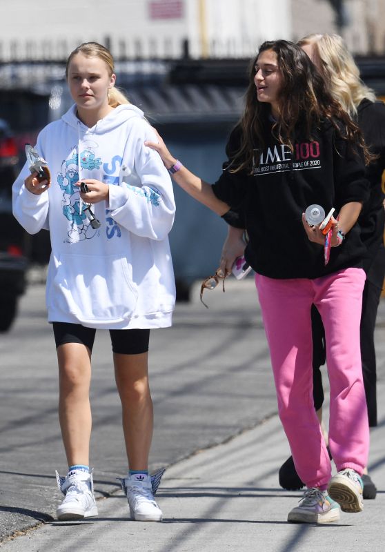 Joanna JoJo Levesque and Avery Cyrus - Out in Los Angeles 09/15/2022