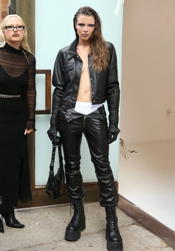 Julia Fox – Jonathan Simkhai Fashion Show at NYFW 09/13/2022
