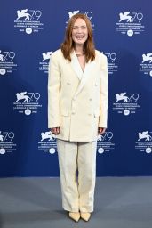 Julianne Moore - Jury Photocall at the 79th Venice International Film Festival 08/31/2022