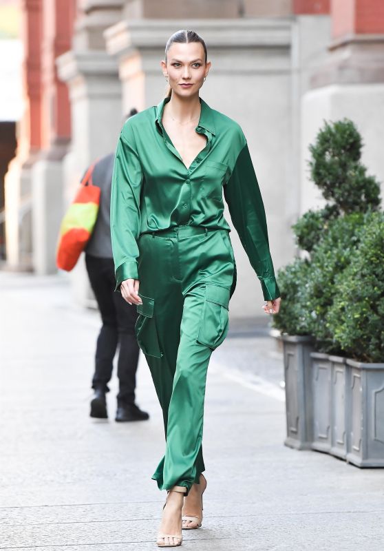 Karlie Kloss in Matching Emerald Green Pants and Top - Revolve Party in NYC 09/08/2022